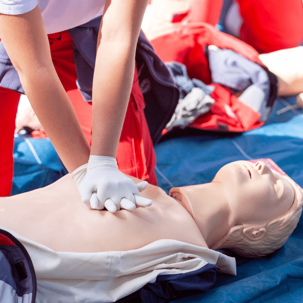CURSO PRL EMERGENCIA. PRIMEROS AUXILIOS. SEGURIDAD VIAL 50H